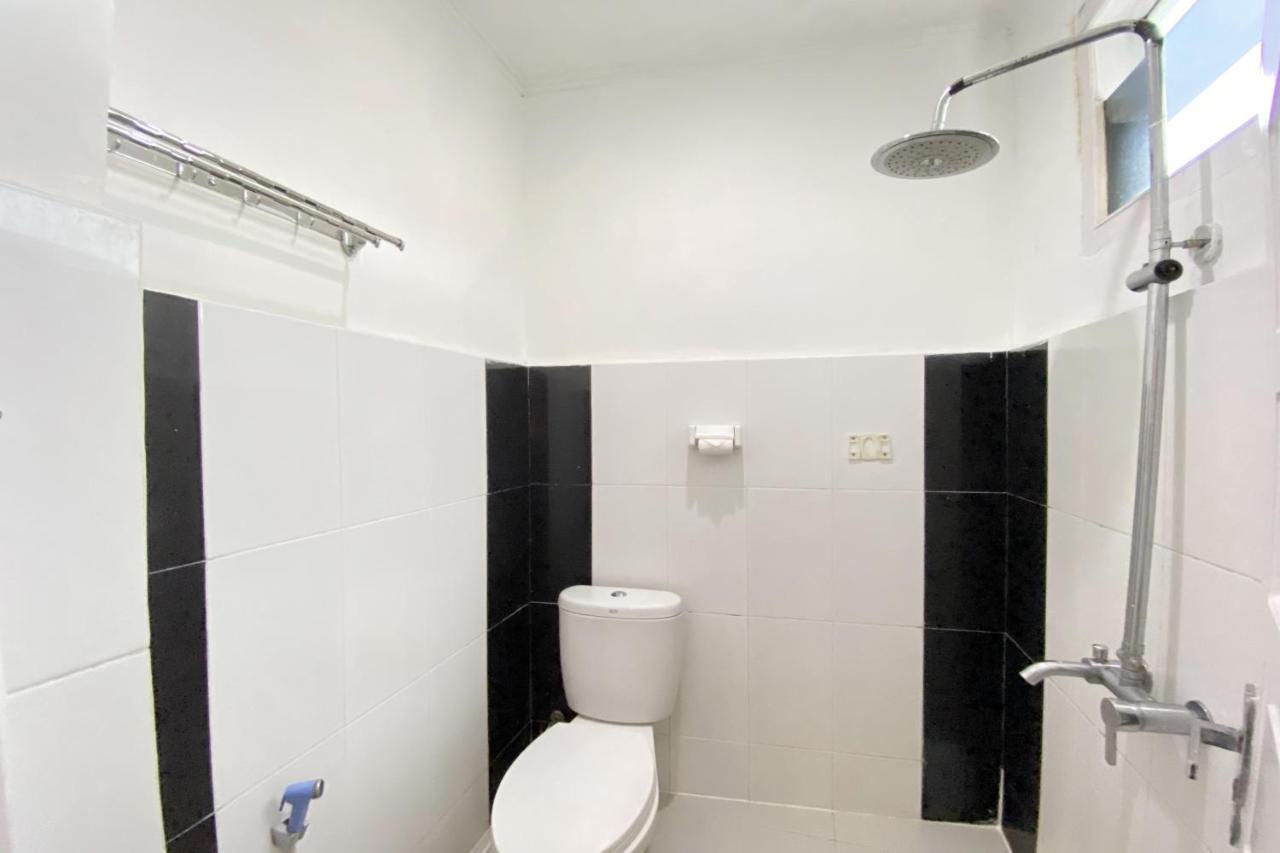 Hotel Ananda Syariah Redpartner บูกิตติงกี ภายนอก รูปภาพ